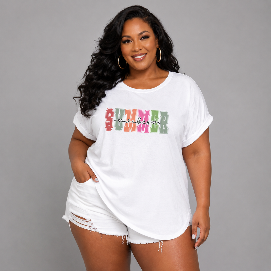 RockThoseCurves Summer Vibes Dipped-Hem T-Shirt – Soft Stretch Plus-Size Slogan Tee in 4 Colours, UK 14–28 at £18.00
