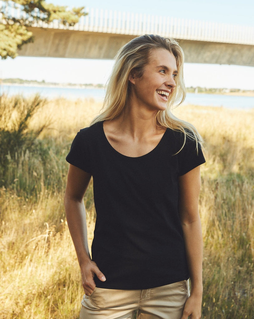 Fairtrade Organic Loose Fit Women's T-shirt in black — relaxed silhouette organic cotton Fairtrade certified tee with dropped shoulders and easy everyday fit