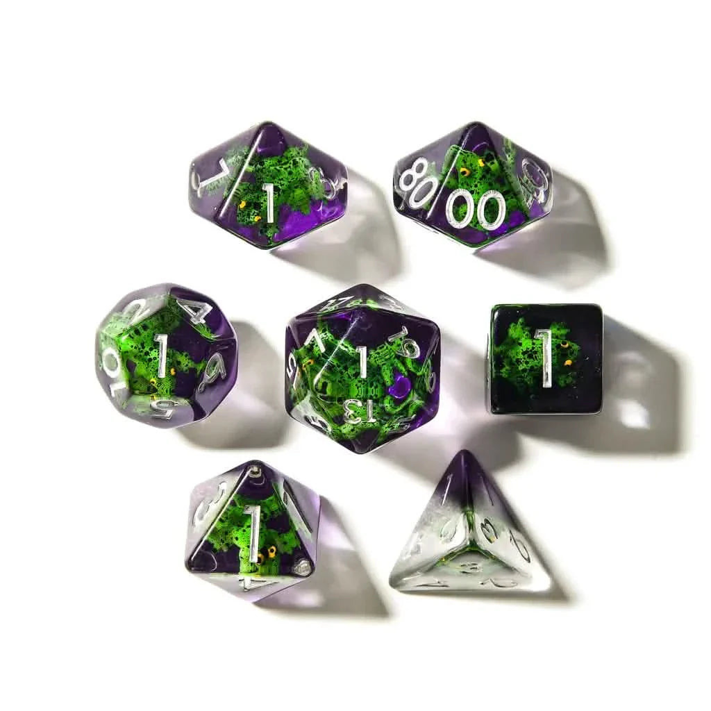 Green Frogs Dice – The Cutest 7-Piece Resin Dice Set for Your Next Adventure