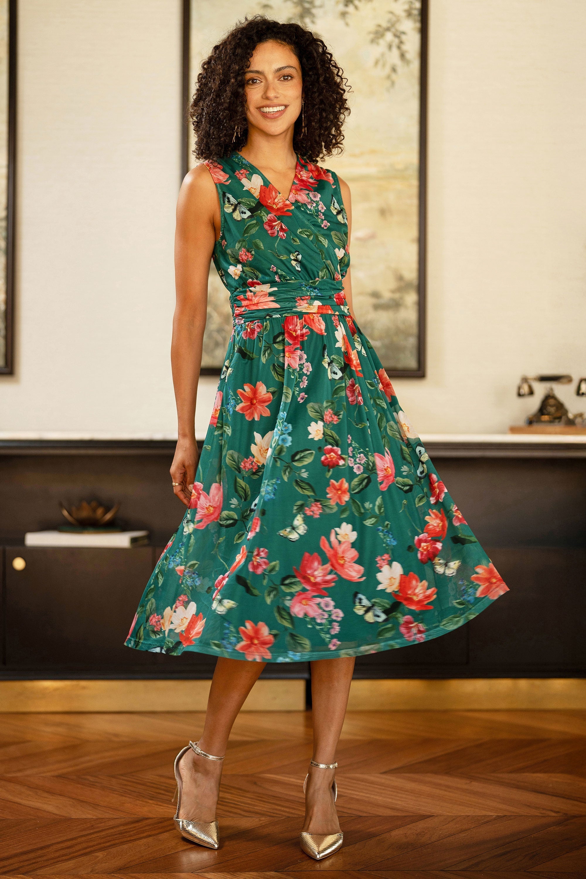 Yumi Green Blurred Floral Mesh Stretch Midi Dress With Pockets – The Exclusive Print Occasion Dress for £65