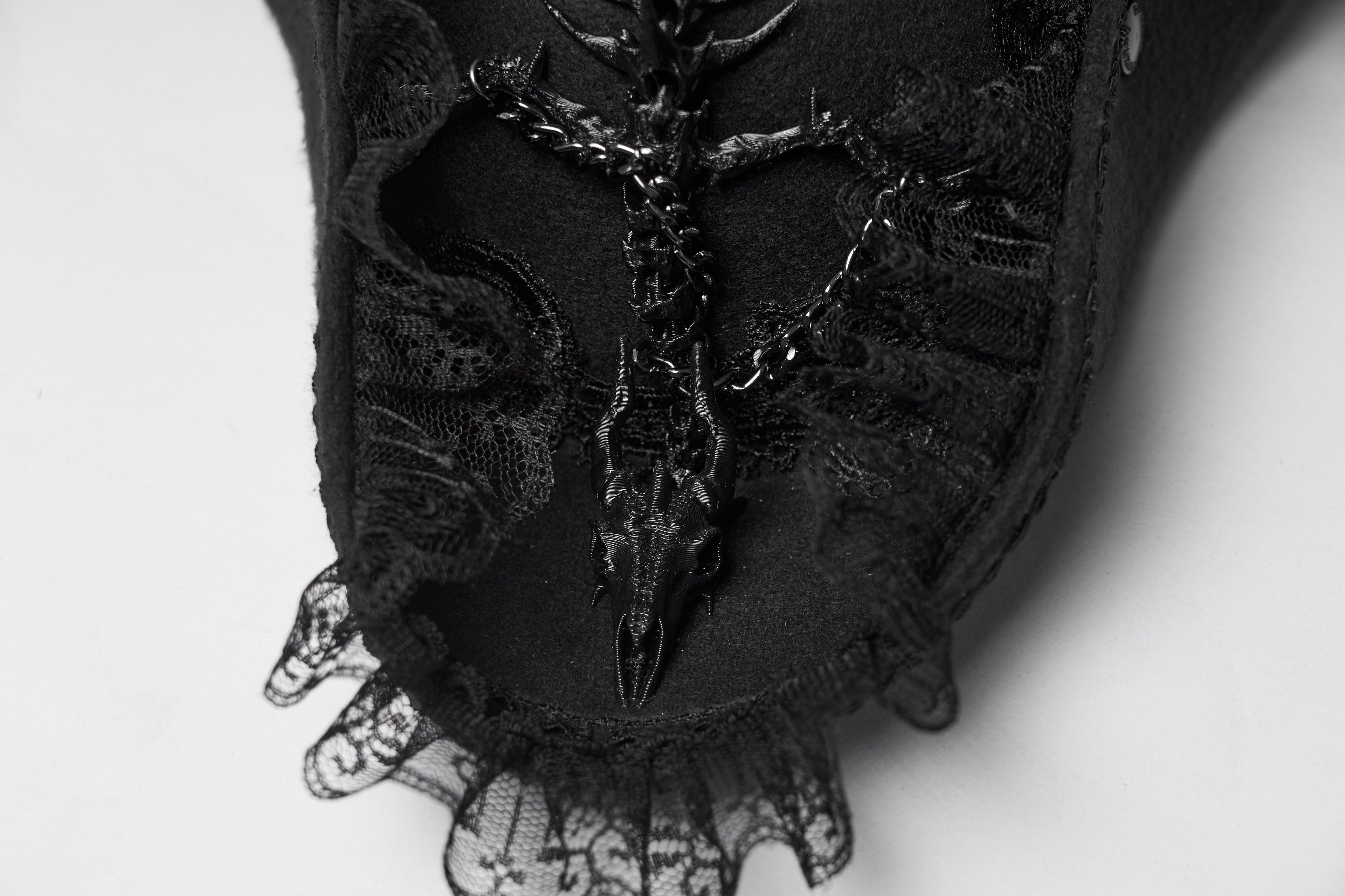 Punk Rave Goth Imprisoned Beast Bone Pirate Hat – Black Lace & Feather