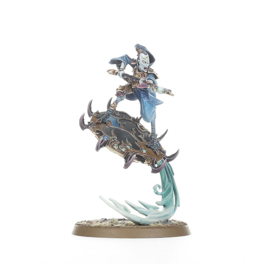 Warhammer Age of Sigmar: Magister on Disc of Tzeentch Miniature