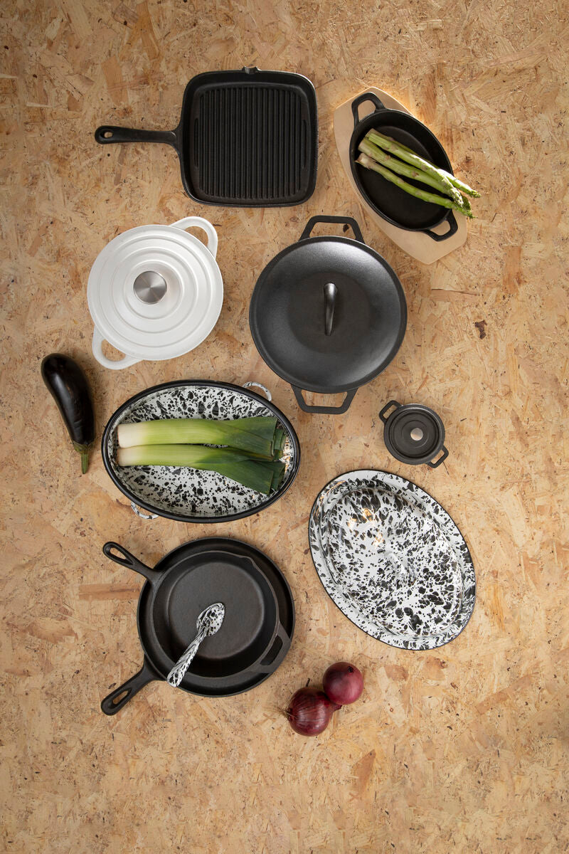 Orsina Hygge Oval Roaster – Black and White Splatter Ceramic Bakeware