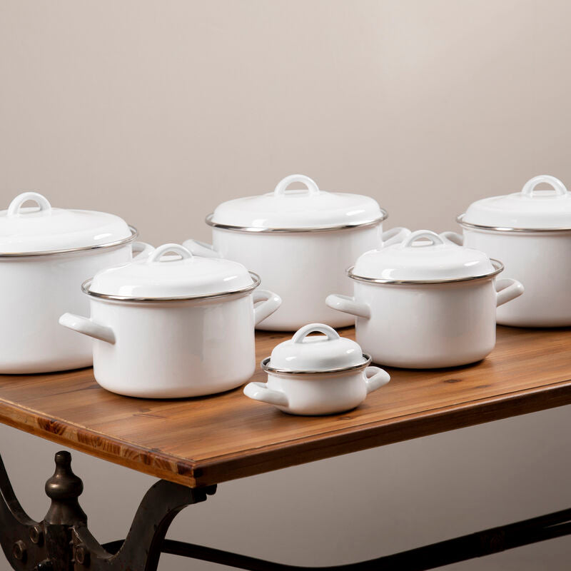 Orsina Porter White Enamel Casserole Dish – 22cm Large 4.7L Stockpot