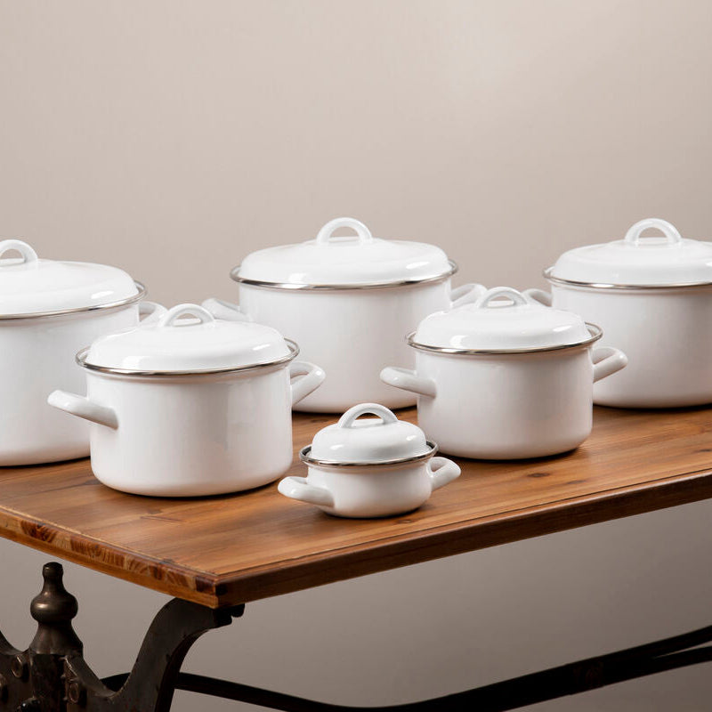 Orsina Porter White Enamel Mini Casserole Dish with Lid – 10cm