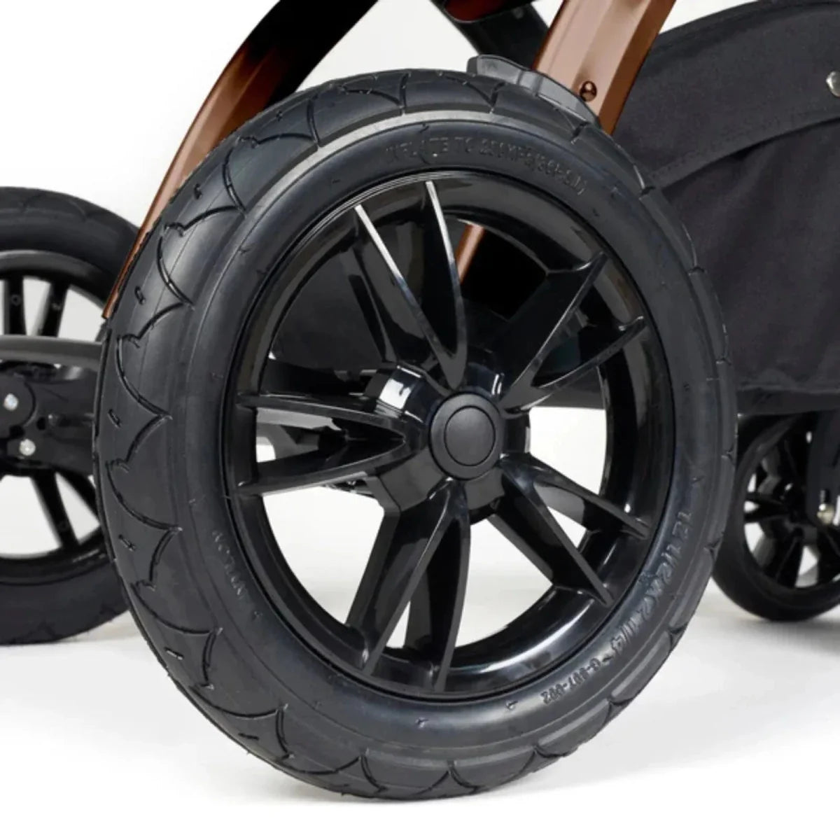 Ickle Bubba Stomp Luxe Travel System with i-Size Stratus Car Seat & ISOFIX Base 12 pcs - Bronze & Midnight & Black