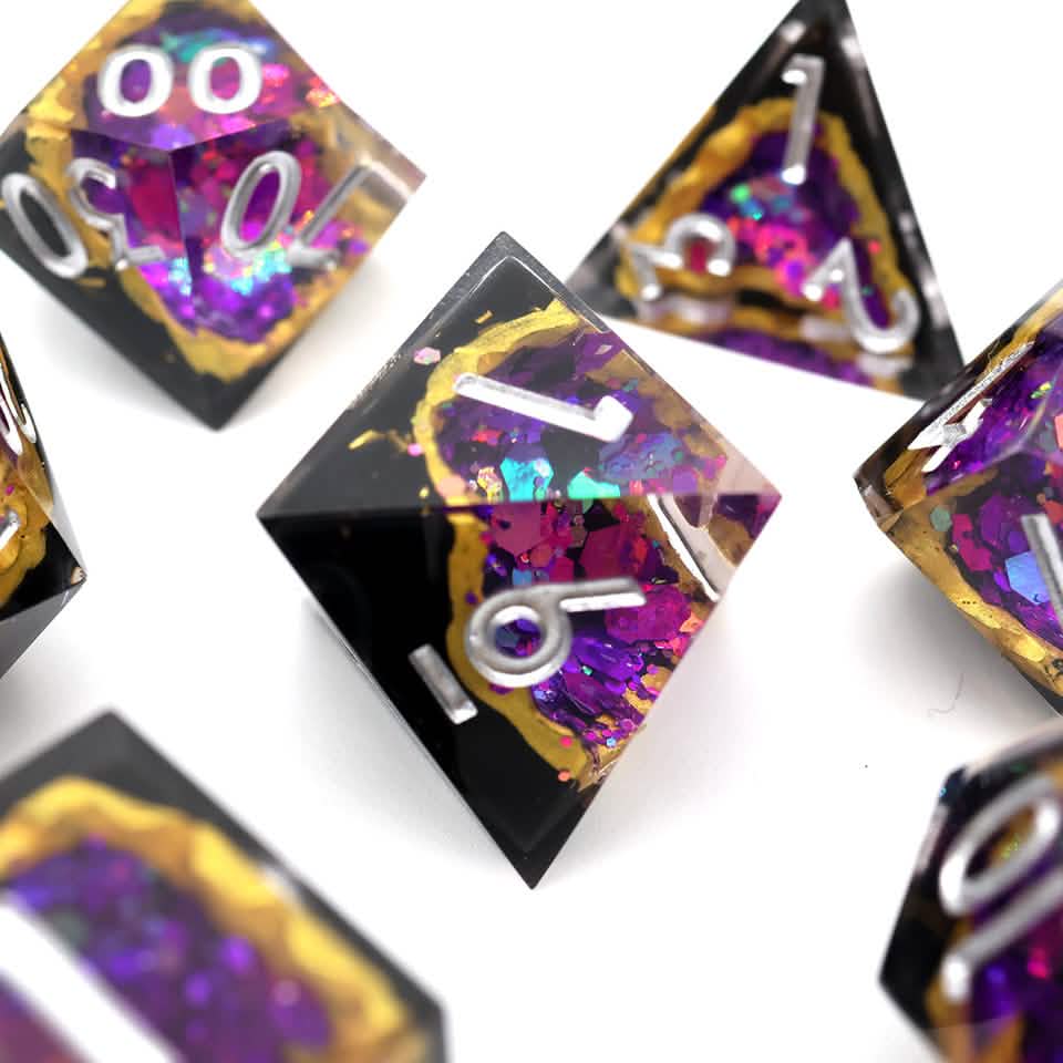 Regal Relic | Sharp Edge Dice | Resin | 7 Piece Set