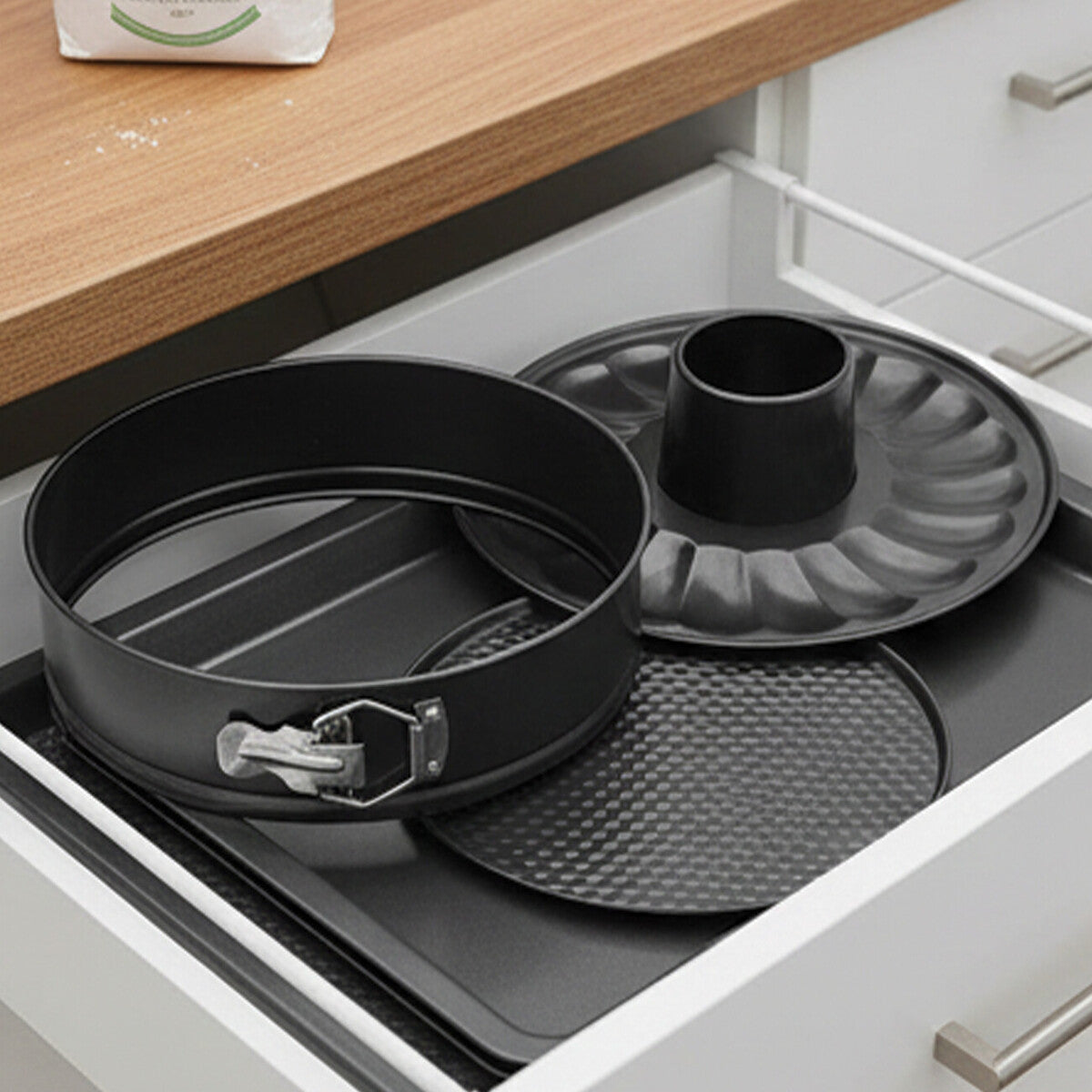 Orsina Mari Non-Stick Round Cake Pan Set – 3-Piece Springform Bakeware