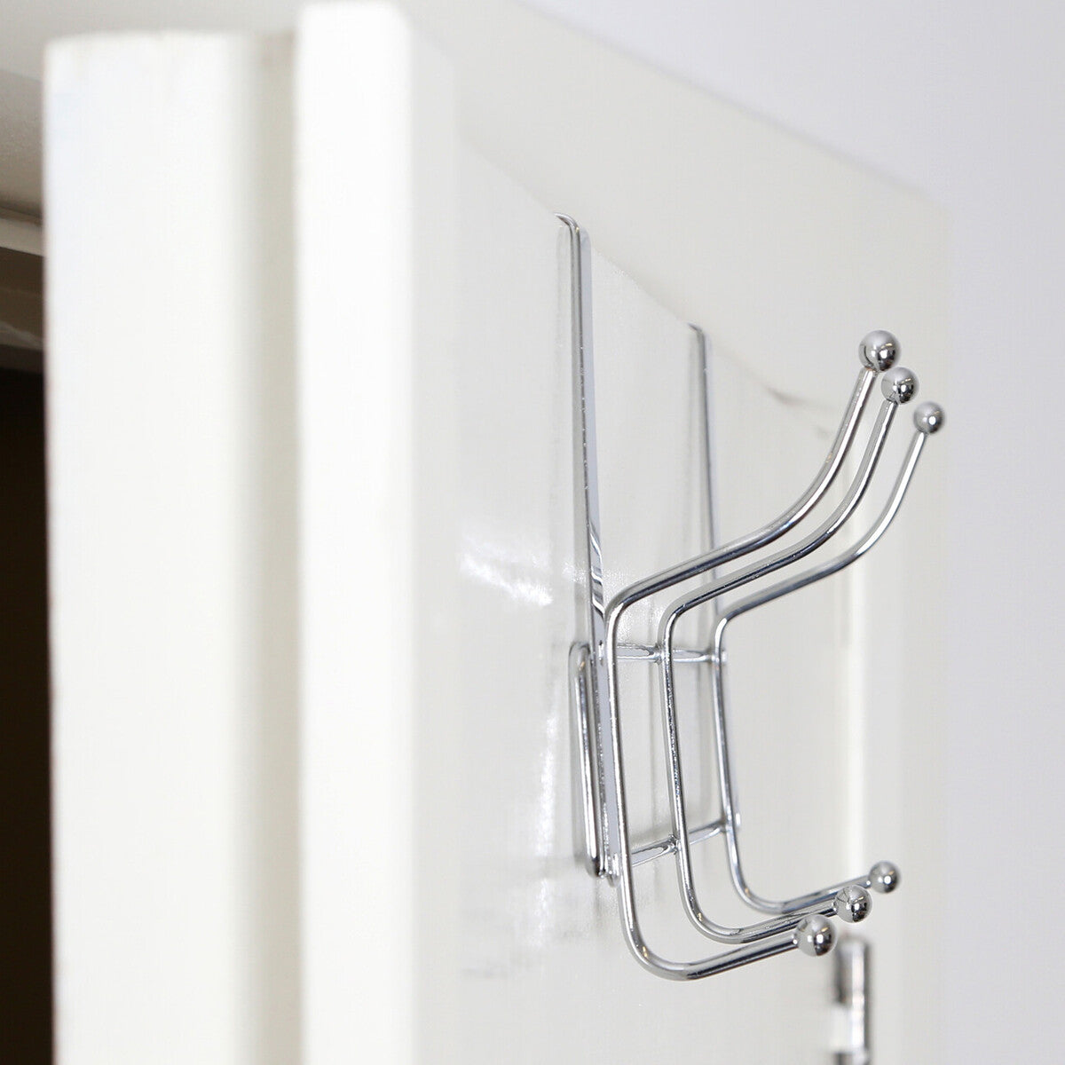Orsina Over Door Six Hook Hanger – Space Saving Metal Closet Organizer