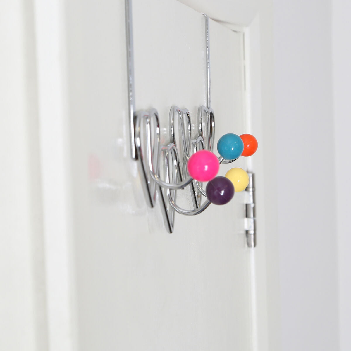 Orsina Jaxen Over Door Hanger – 5 Hook Heart Design with Coloured Balls