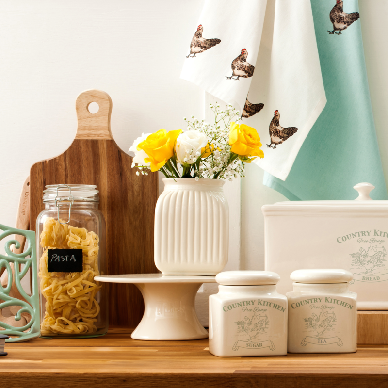 Orsina Mrs Henderson Medium Ceramic Canister – Cream Food Storage