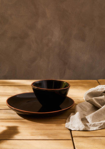 Orsina Calisto Black Glazed Terracotta Dinner Plate – Modern Tableware