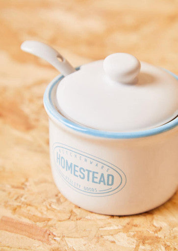 Orsina Homestead Sugar Pot with Lid and Spoon – White and Blue Ceramic
