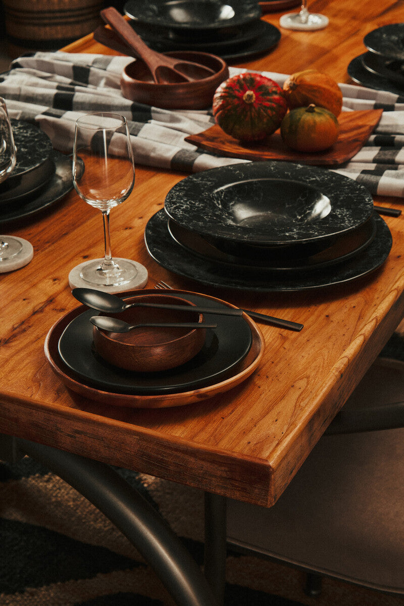 Orsina Hygge Black Stoneware Dinner Plate – Minimalist Tableware