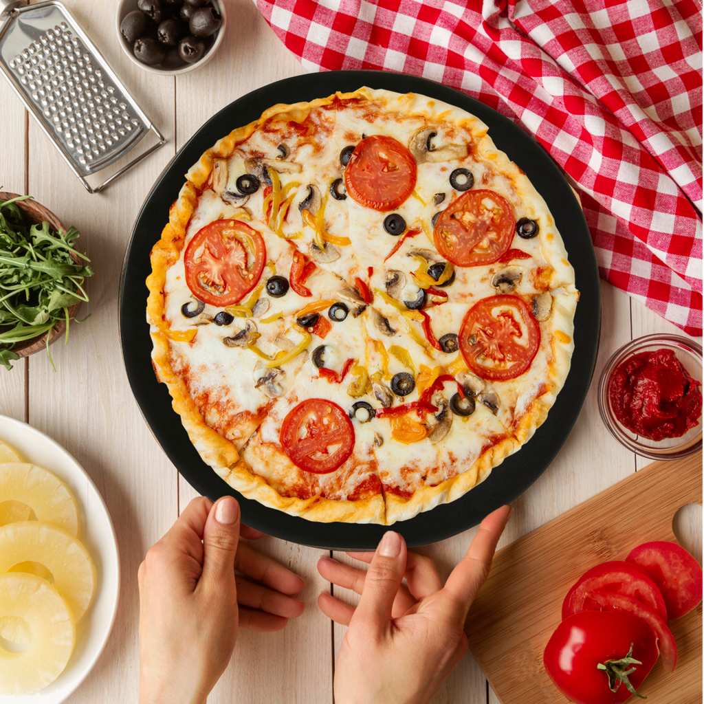 Orsina Hygge Black Stoneware Pizza Plate – Artisan Serving Platter