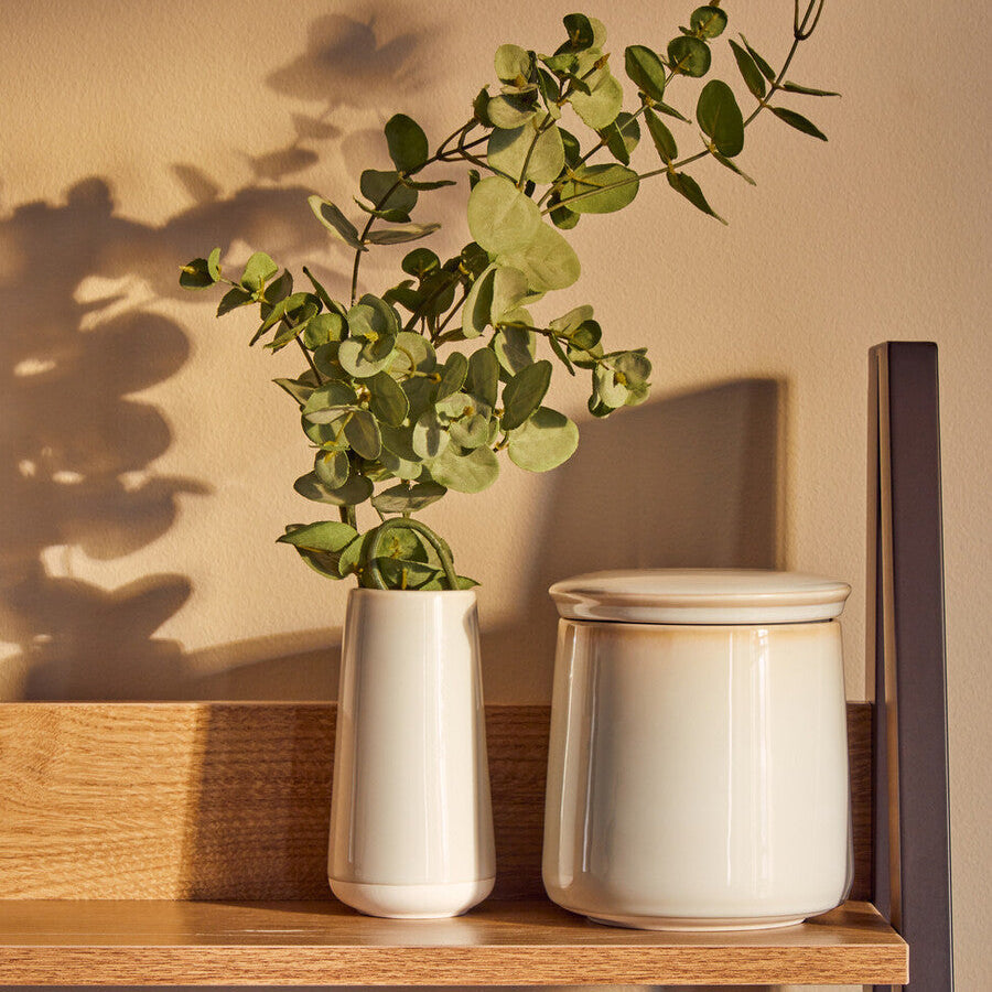 Orsina Juna Bud Vase – Modern Purple Ceramic Floral Accent for Desks