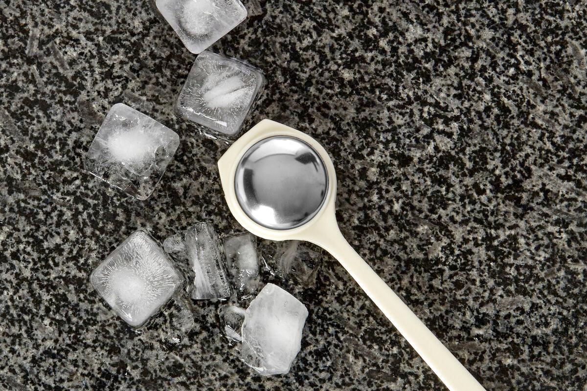 Orsina Bygone Ice Tapper – Handheld Craft Cocktail Ice Cracking Tool
