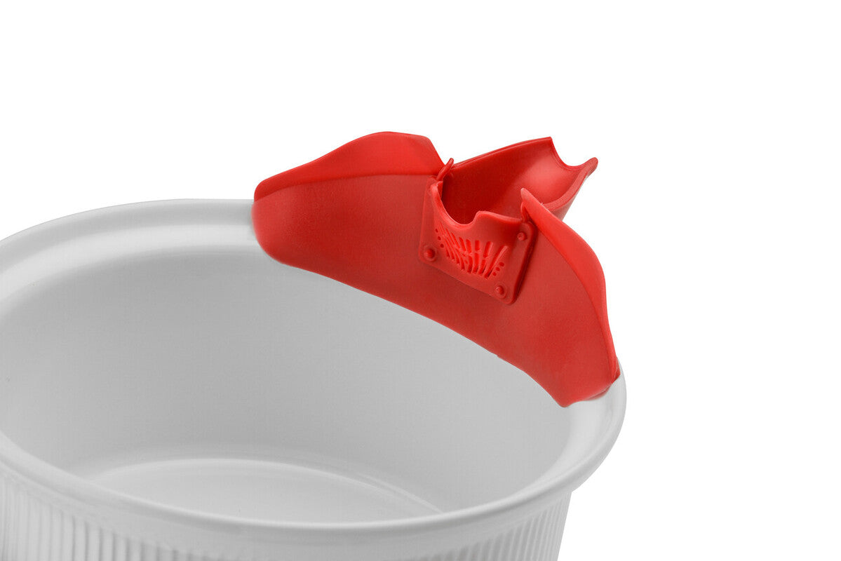 Orsina Silicone Grease Pouring Spout – Heat Resistant Red Kitchen Tool