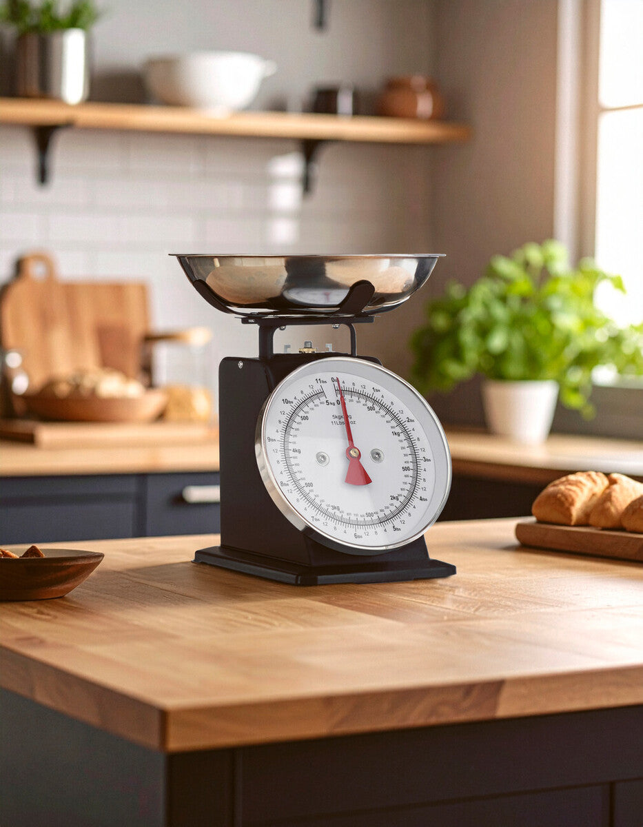 Orsina Olivier Retro Kitchen Scale – 5kg Analogue Matt Black