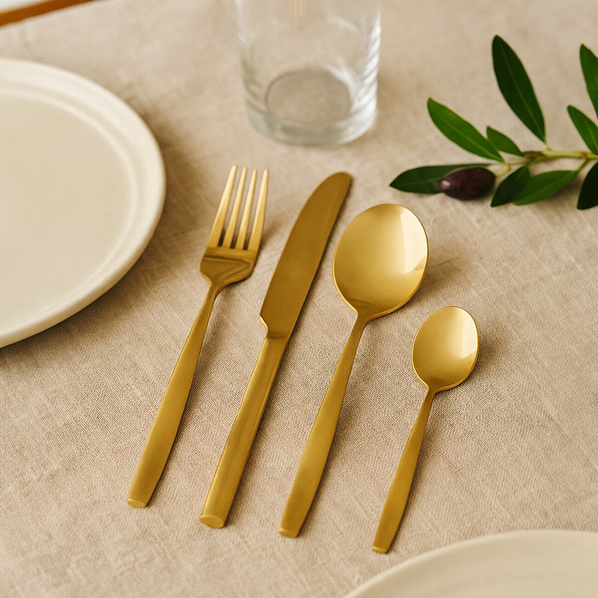 Orsina Avie 16 Piece Gold Stainless Steel Cutlery Set | Service for 4