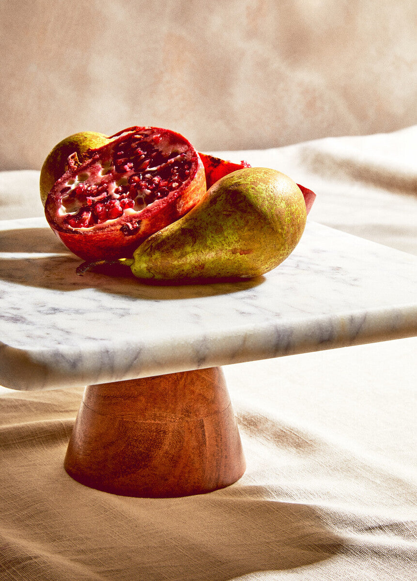 Orsina White Marble and Acacia Wood Cake Stand – Elegant Dessert Display