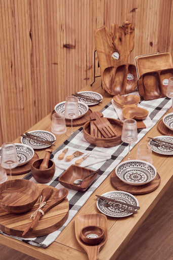 Orsina Kora Acacia Wood Large Square Platter – Brown Serving Tray