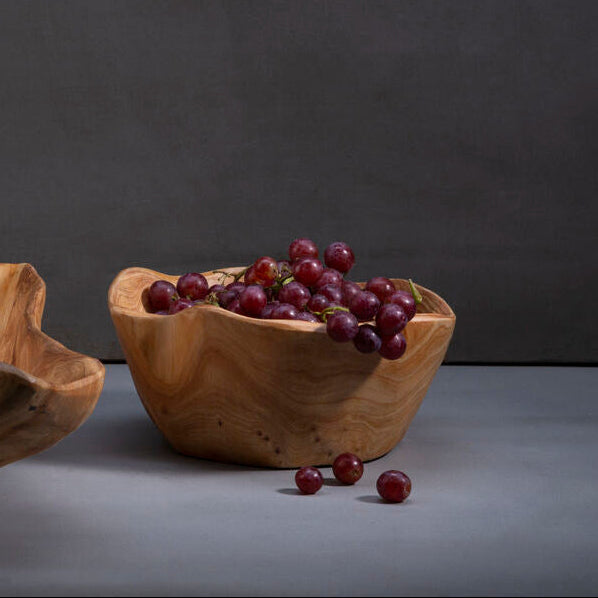 Orsina Savin Cedarwood Small Bowl – Handcrafted Organic Wooden Decor