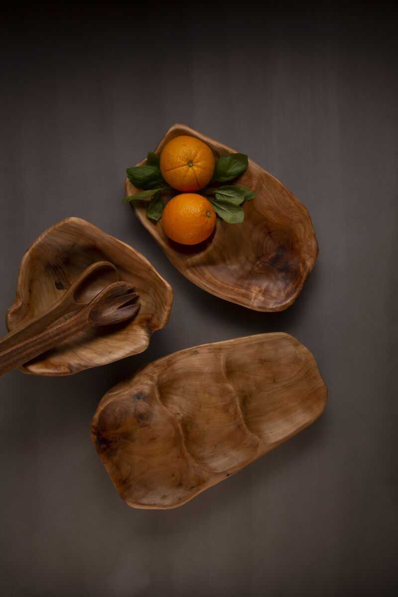 Orsina Savin 3-Section Serving Dish – Hand-Carved Cedarwood Platter