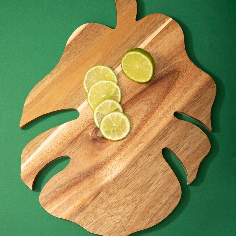 Orsina Leaf Wooden Chopping and Serving Board – Large Kitchen Platter