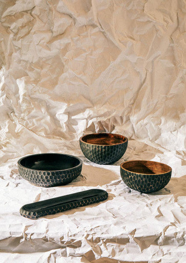 Orsina Kara Black Mango Wood Serving Dish – Oval Handcrafted Platter