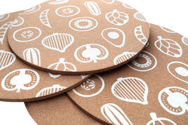 Orsina Besa Round Cork Placemats – Set of 4 with White Vegetable Print