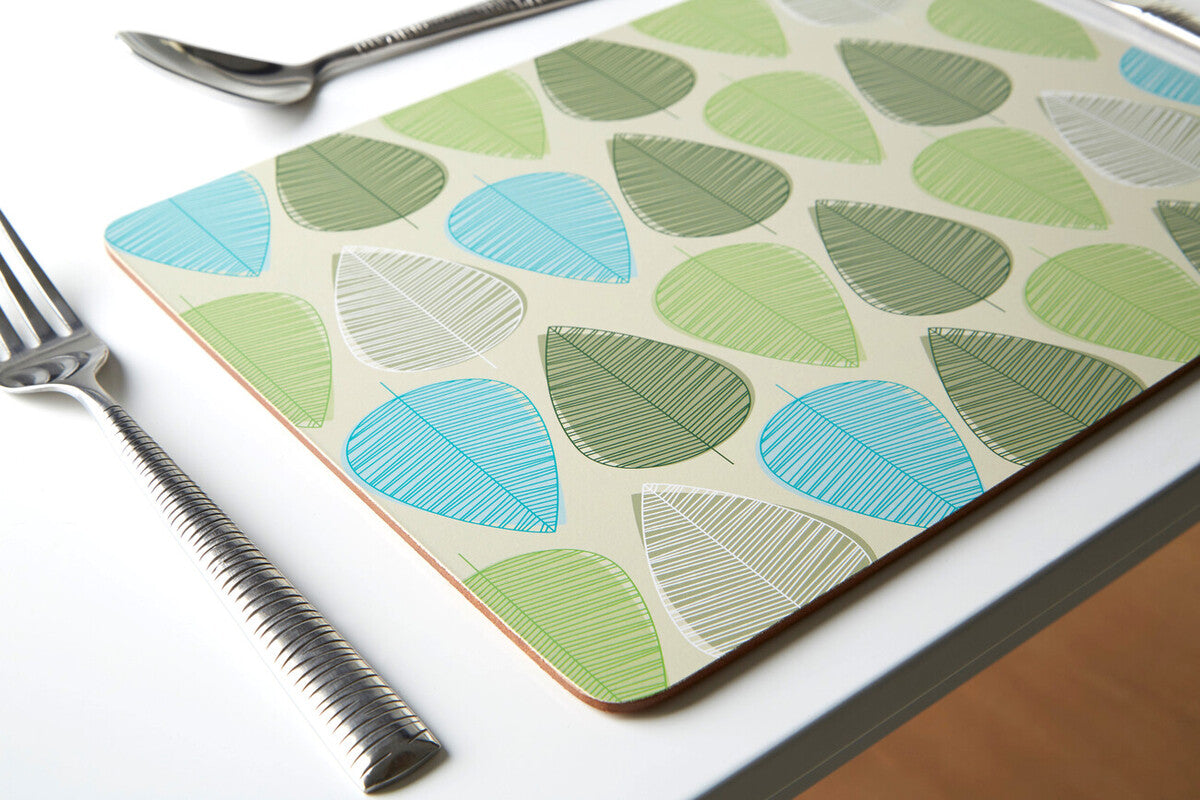 Orsina Green Leaf Placemats – Set of 4 Heat-Resistant Wipe-Clean PVC