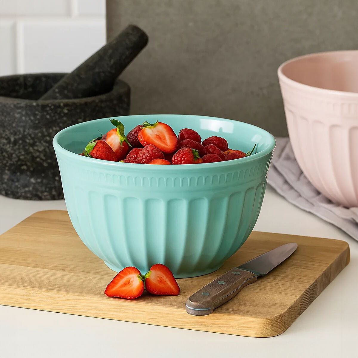 Orsina Alden Large Green Melamine Mixing Bowl – Fluted Kitchenware