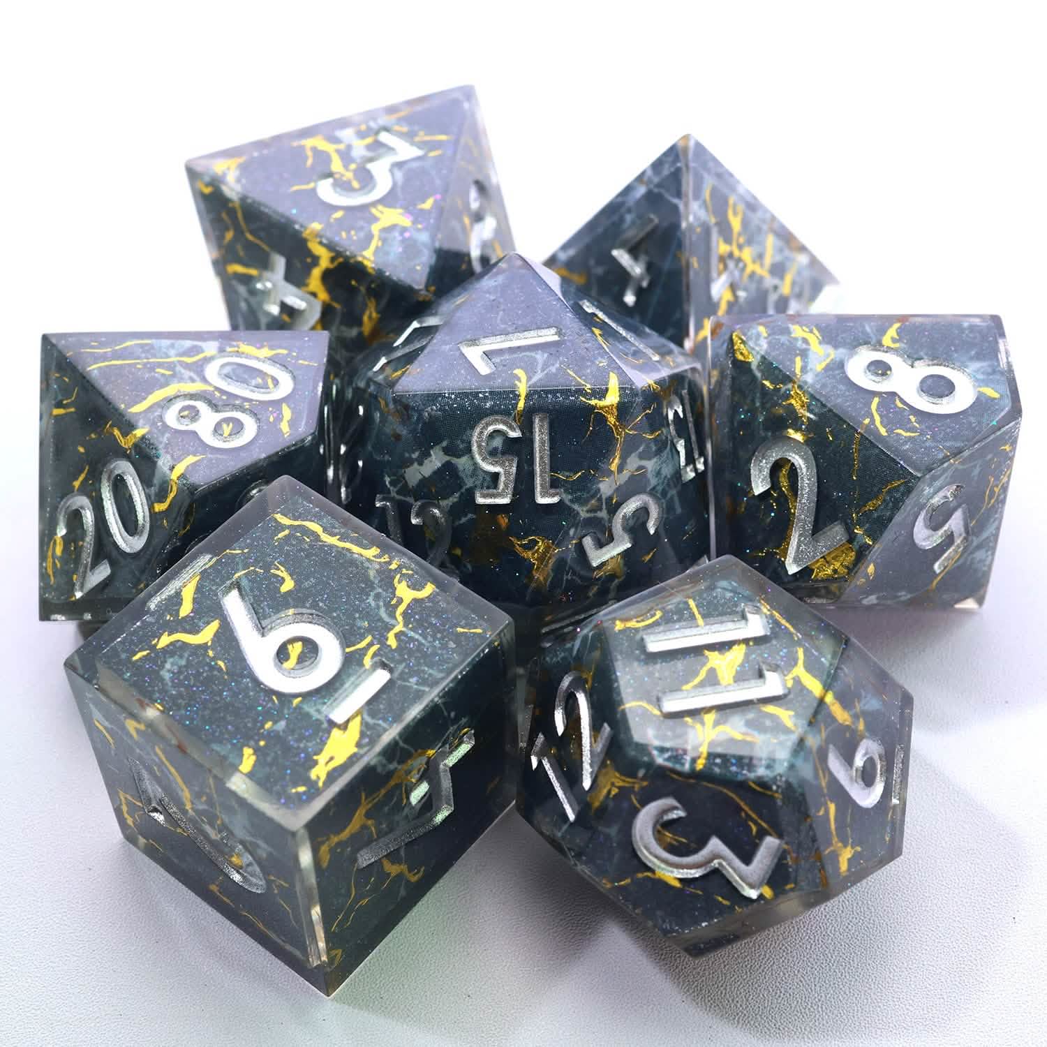 Gilded Void | Sharp Edge Dice | Resin | 7 Piece Set