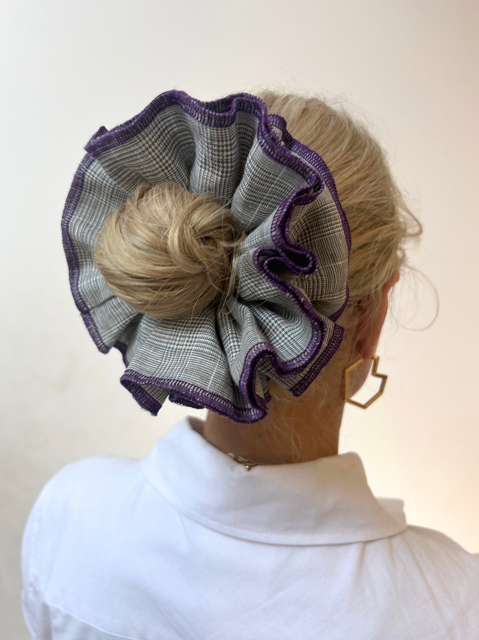 No More Nobody Azaria Organic Linen Scrunchie – Grey Check Cotton