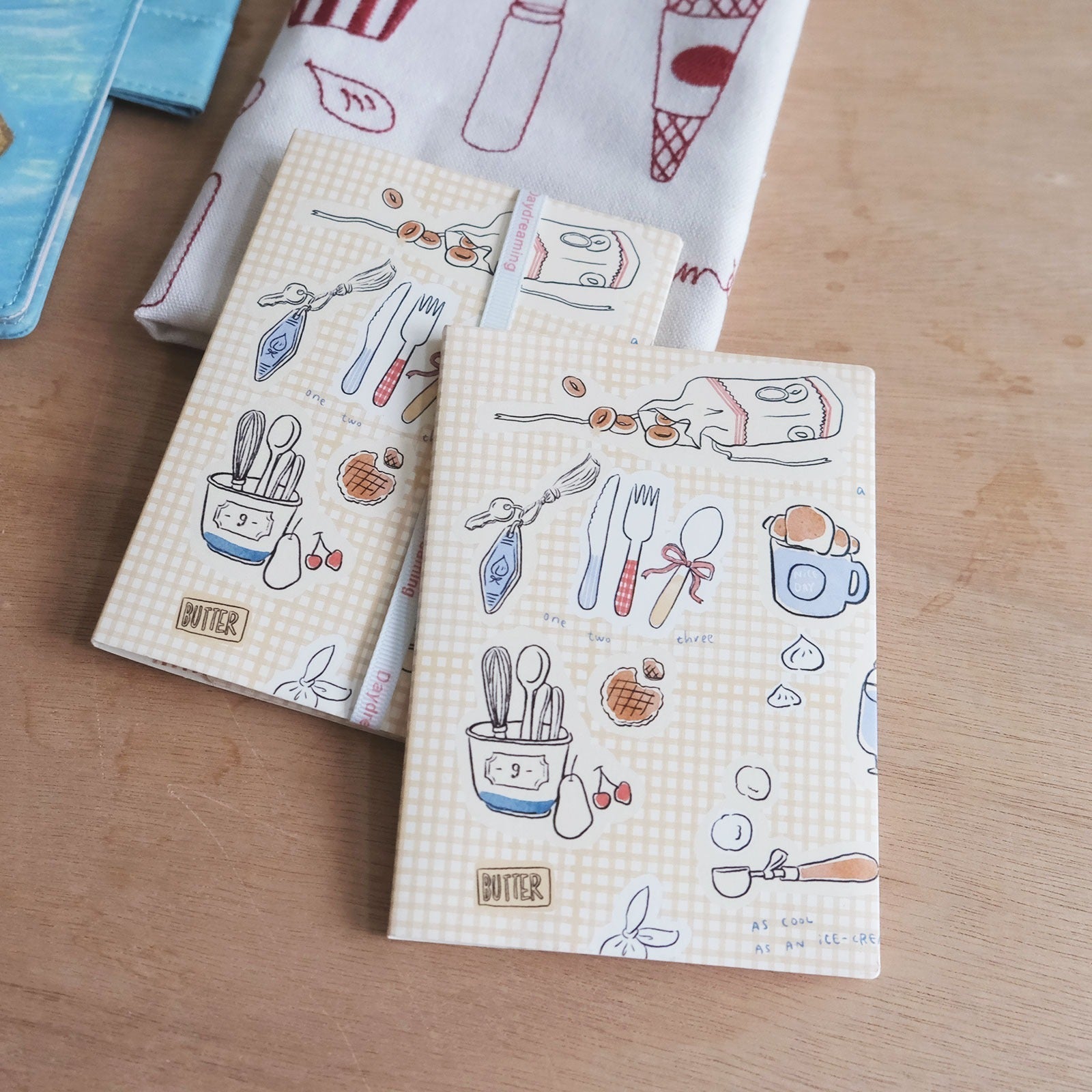 A Gator Life Cream Bunny Journaling Material Pack - 20pc Stationery Kit