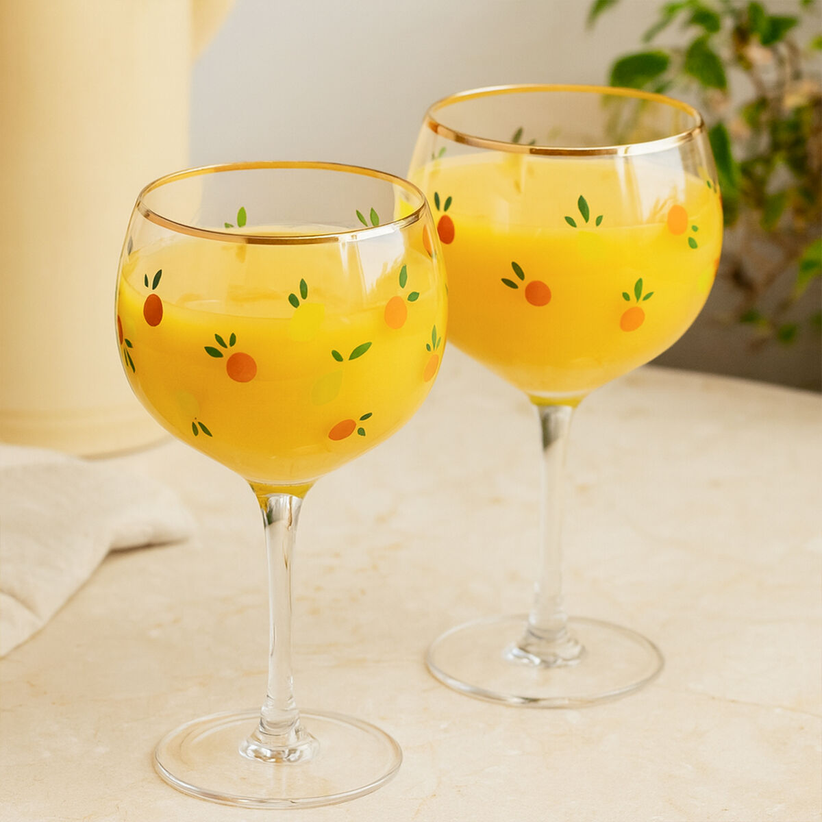 Orsina Mila Citrus Gin Glasses – Set of 2 Gold Trim Stemmed Glassware