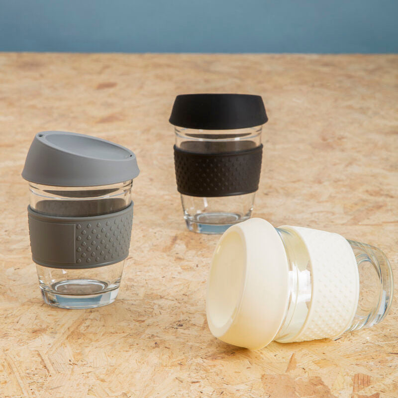 Orsina Glass Mug with Cream Silicone Band and Lid – Reusable Cup