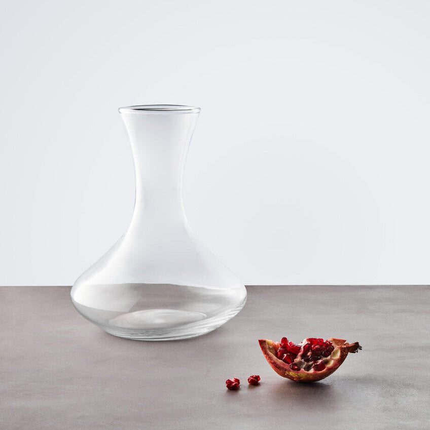 Orsina Ambra Clear Glass Wine Decanter – Curved Aerating Silhouette