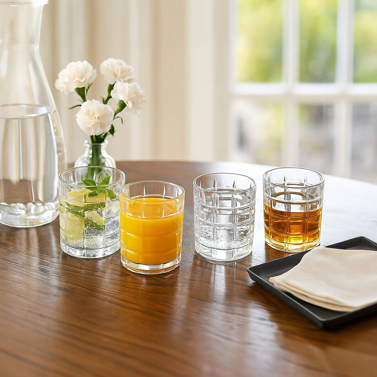 Orsina Auclair Check Glass Tumblers – Set of 4 Patterned Drinking Glasses