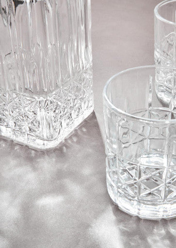 Orsina Dayla Diamond Pattern Whiskey Decanter and 4 Glass Barware Set