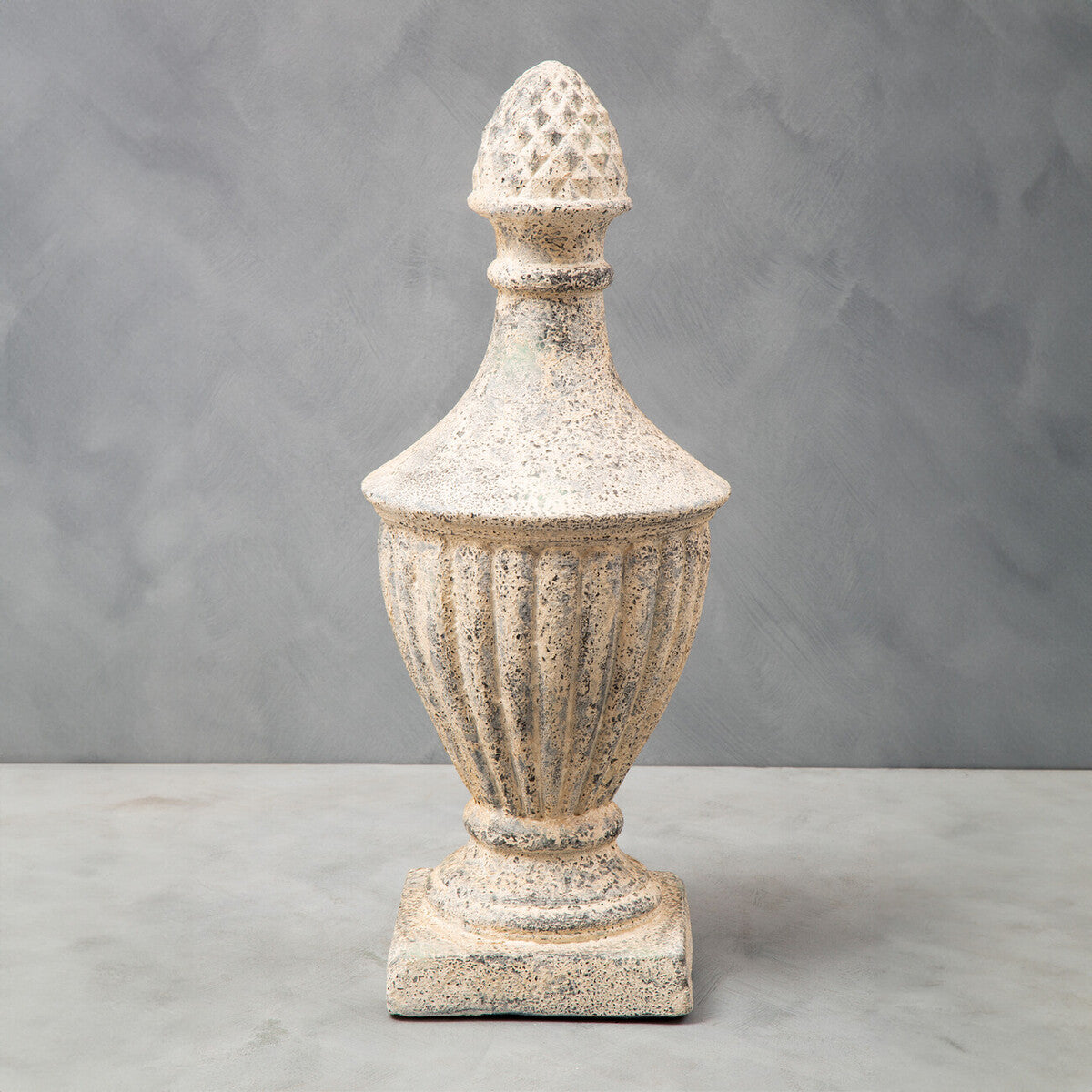 Orsina Plato Light Stone Effect Urn – White Fibreglass Antique Decor