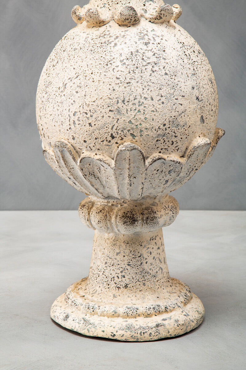 Orsina Plato Small Stone Effect Urn – White Distressed Fibreglass