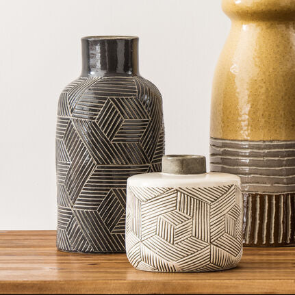 Orsina Vector Large Black Earthenware Vase – Geometric Etched Design