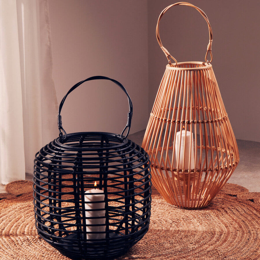 Orsina Mataram Woven Lantern – Tapered Decorative Table Lamp with Hoop