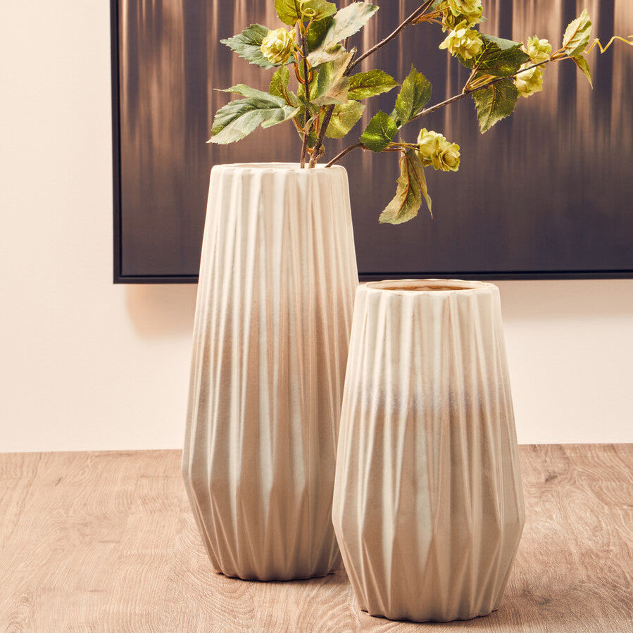 Orsina Azul Small Ceramic Ombre Vase – Grey and White Ribbed Decor