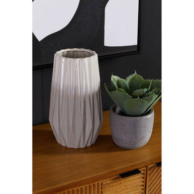 Orsina Azul Small Ceramic Ombre Vase – Grey and White Ribbed Decor
