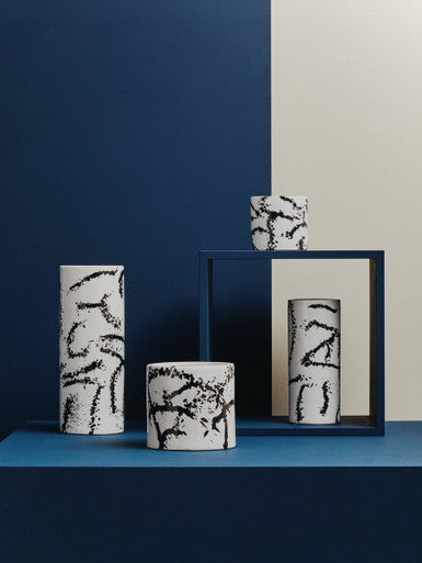 Orsina Sorrell Large Ceramic Planter – Black and White Modern Pot