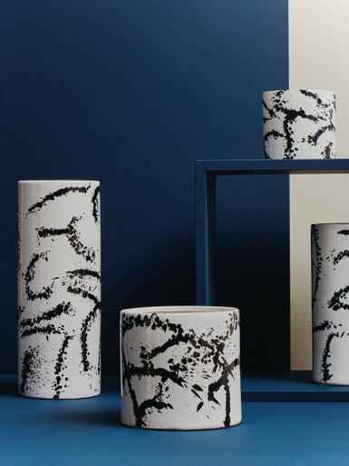 Orsina Sorrell Large Ceramic Planter – Black and White Modern Pot