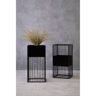 Orsina Alden Black Floor Standing Planter – Modern Iron Plant Stand